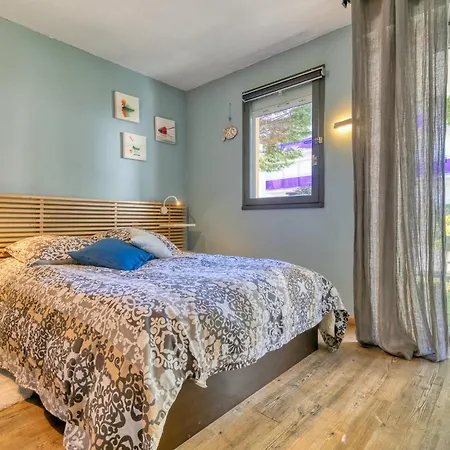 Lägenhet Appart-terrasse , 80m De La Benoit,