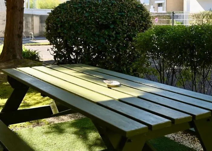 公寓 Appart-terrasse , 80m De La Benoit, *